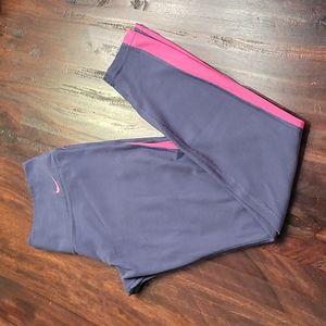 Nike Dri-Fit leggings! Size medium!